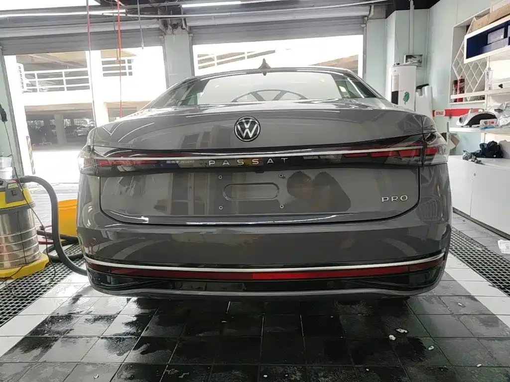 Volkswagen Passat — фото 4