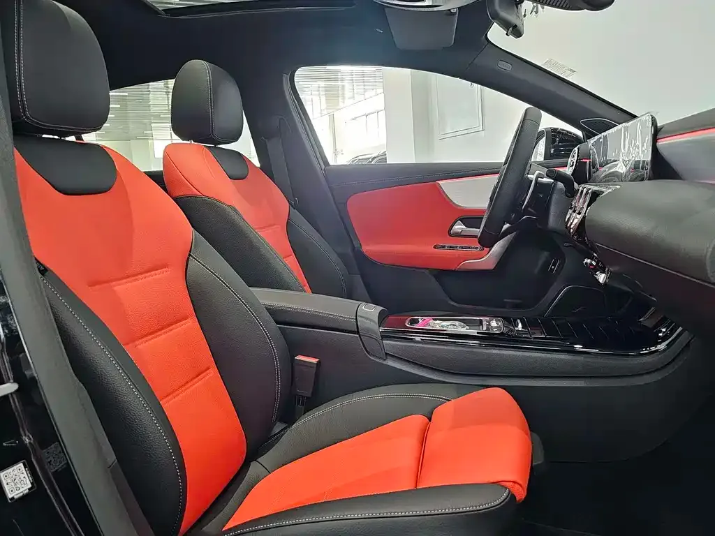 Mercedes-Benz A-Class AMG — фото 4