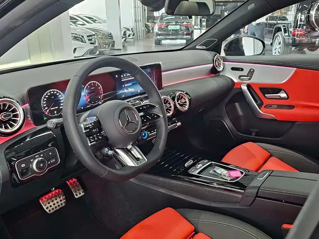 Mercedes-Benz A-Class AMG — фото 6