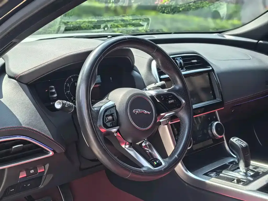 Jaguar XEL 2023 из CN, фото 3