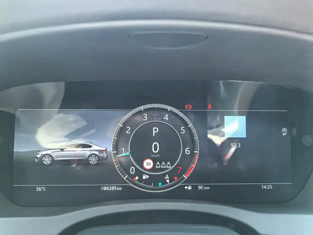 Jaguar XEL 2023 из CN, фото 8