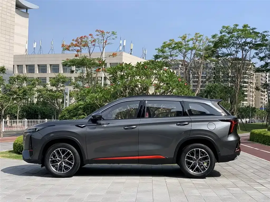 Changan CS75PLUS — фото 2