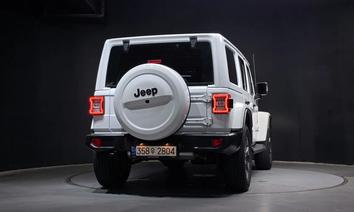 Jeep Wrangler 2021 из KR, фото 5