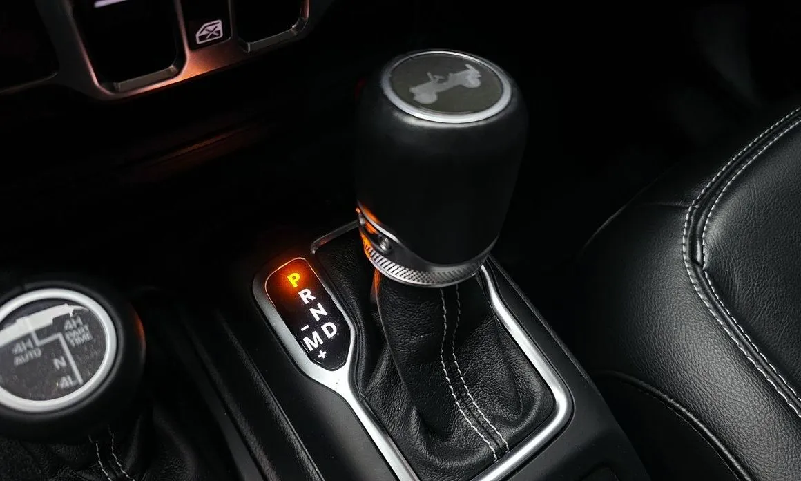 Jeep Wrangler 2021 из KR, фото 2