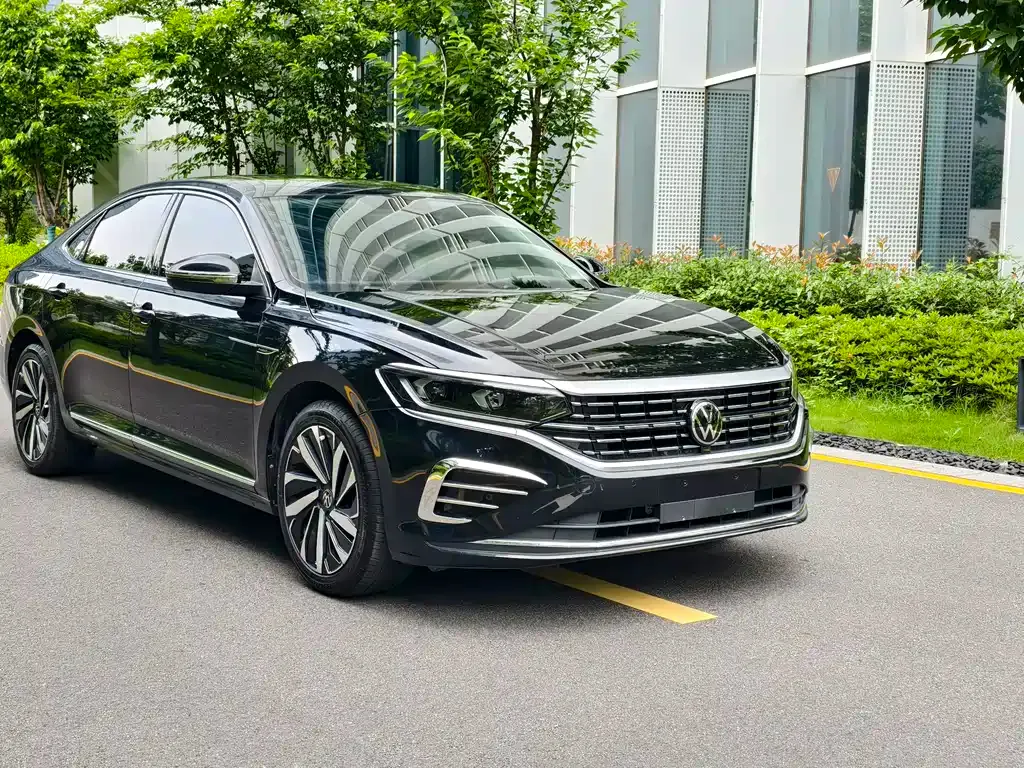 Volkswagen Passat — фото 5