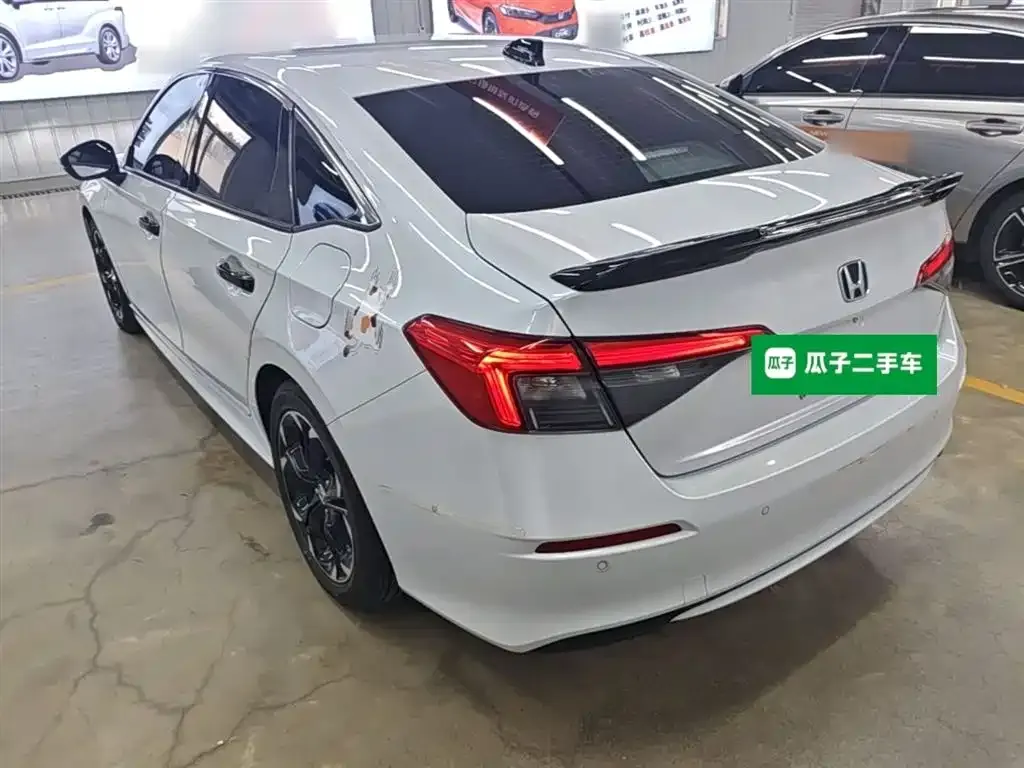 Honda Civic — фото 3