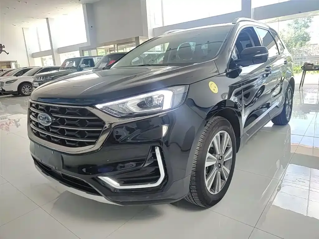 Ford Edge — фото 4