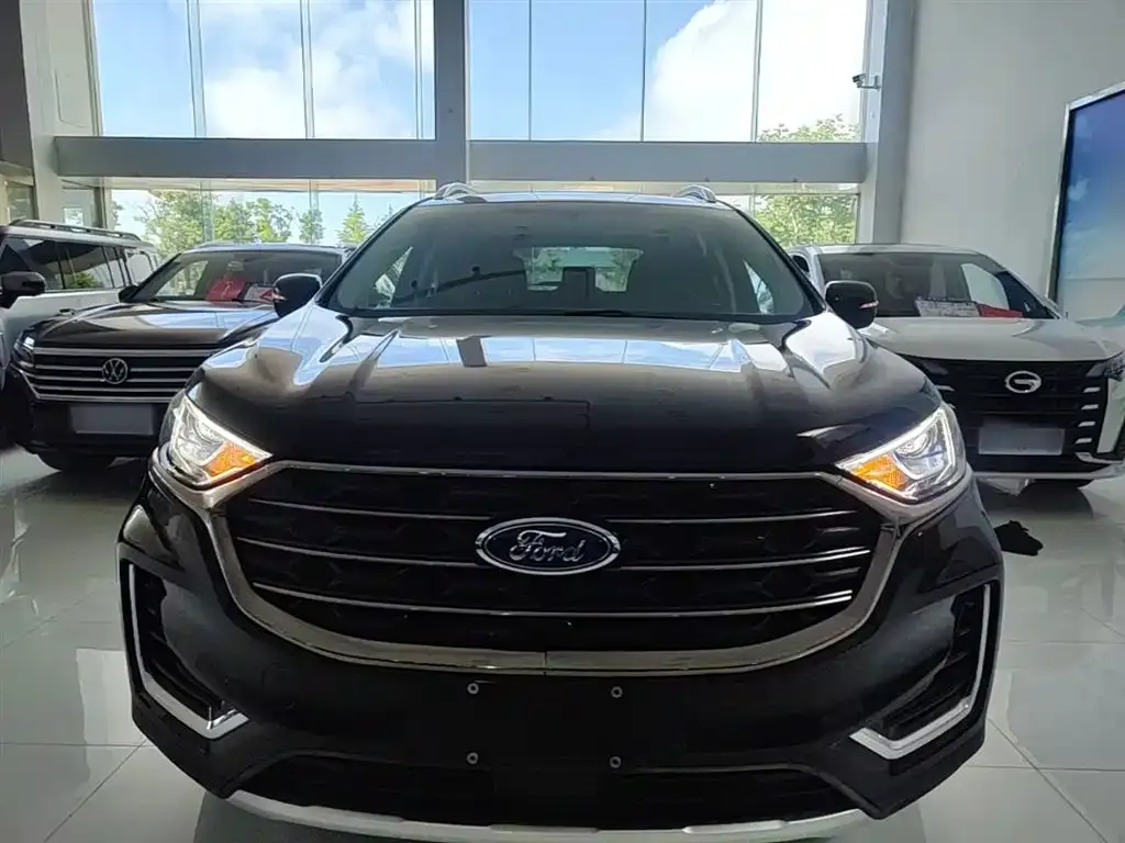 Ford Edge — фото 5