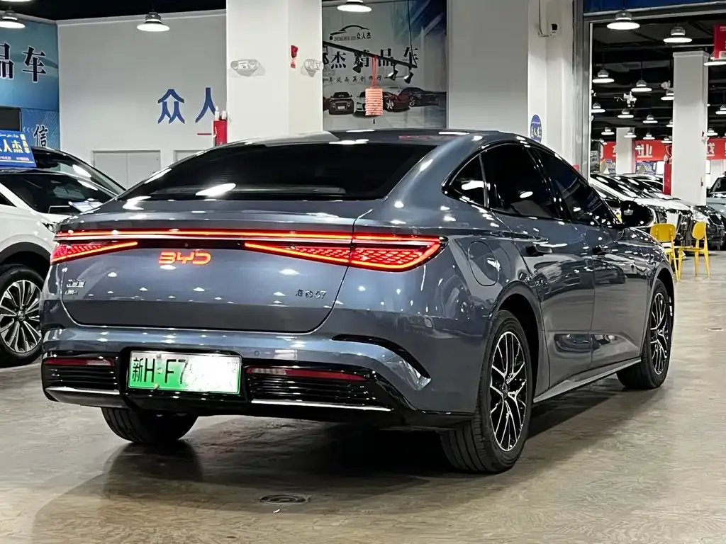 BYD Seal 07 DM-i 2025 из CN, фото 2