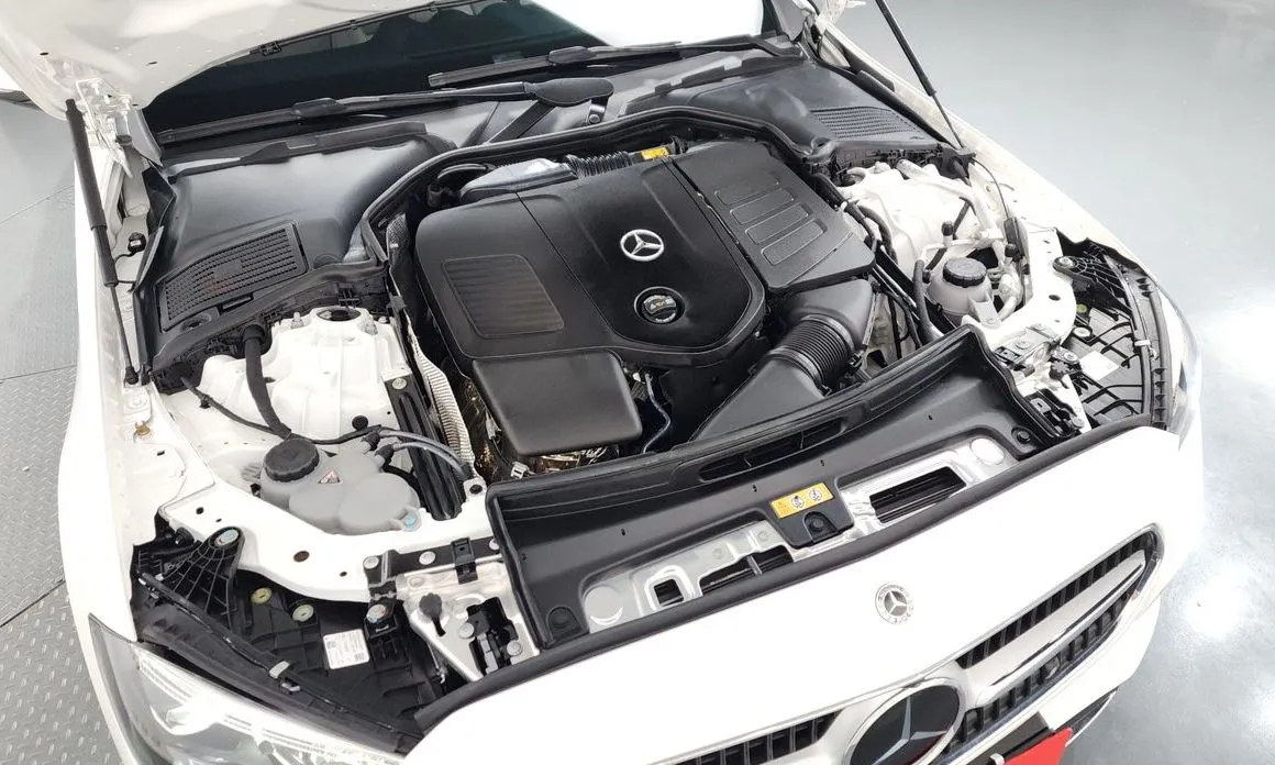 Mercedes-Benz C-Class 2023 из KR, фото 9