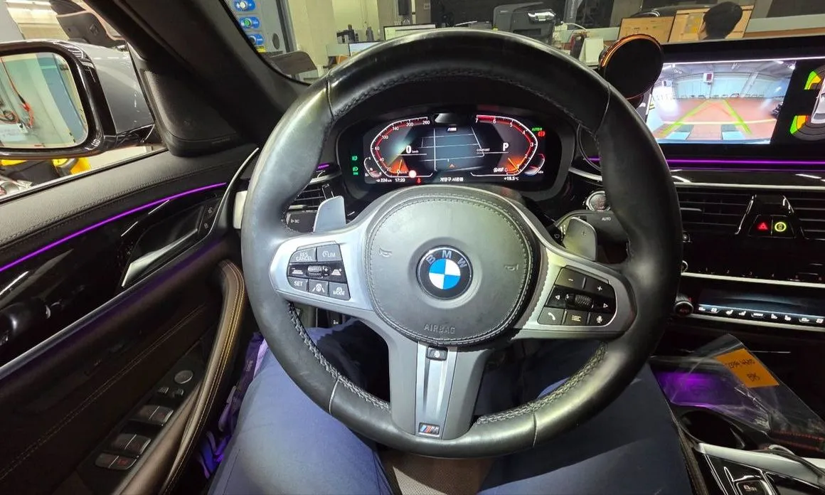 BMW 5-Series 2023 из KR, фото 6