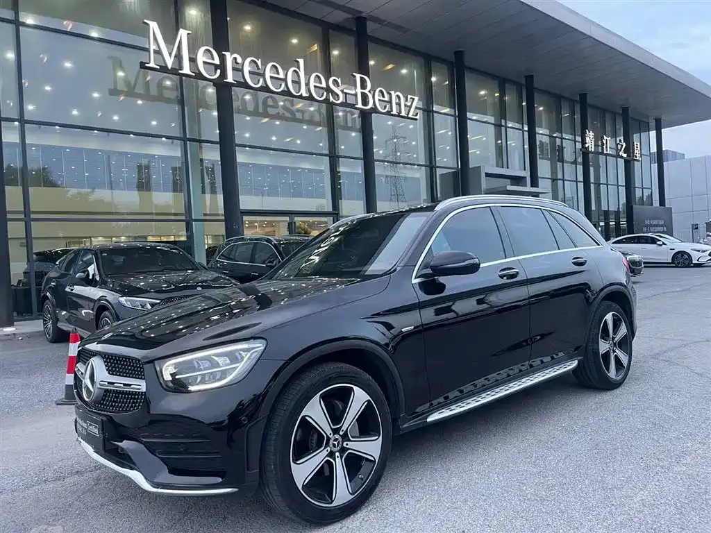 Mercedes-Benz GLC — фото 1