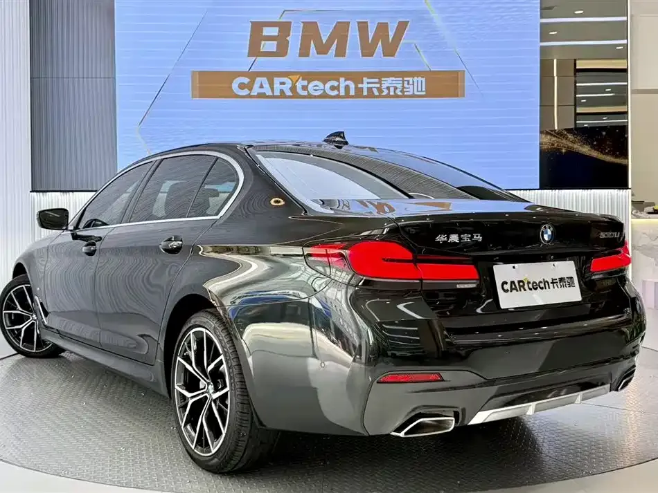 BMW 5 Series — фото 6