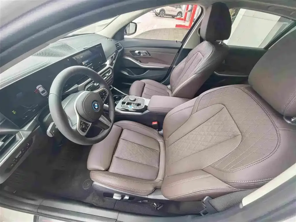 BMW i3 — фото 8