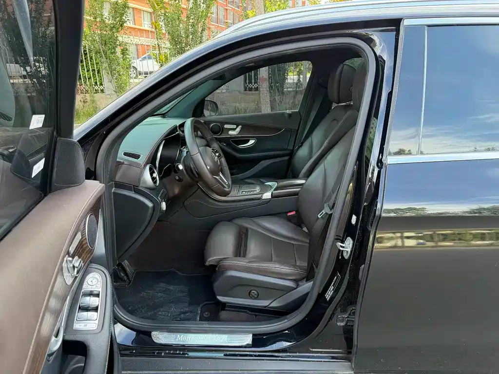Mercedes-Benz GLC 2021 из CN, фото 4