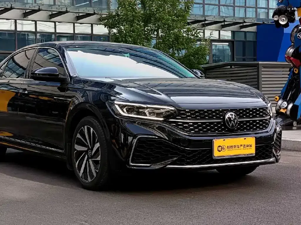 Volkswagen Passat — фото 5