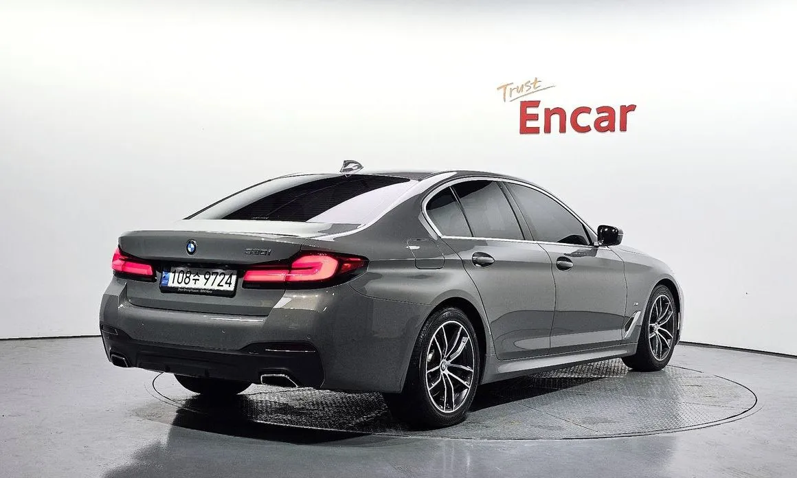 BMW 5-Series 2021 из KR, фото 8