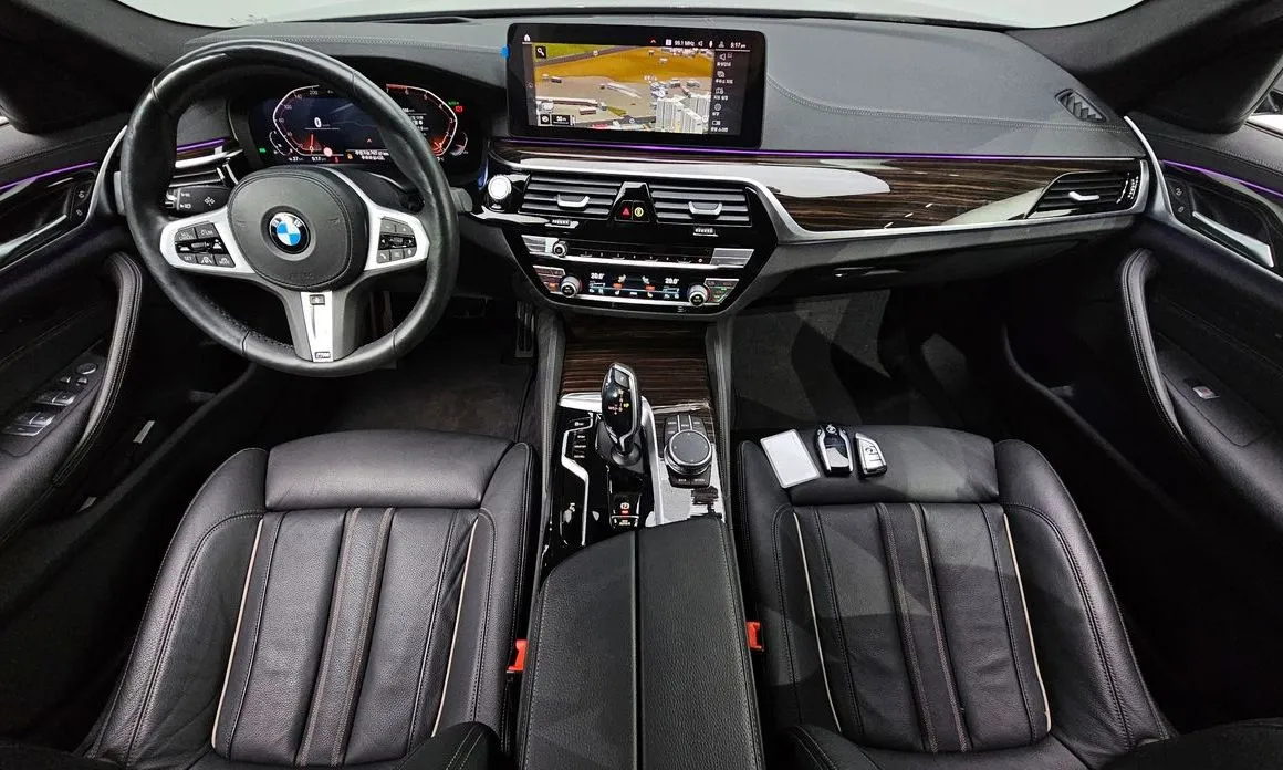 BMW 5-Series 2021 из KR, фото 10