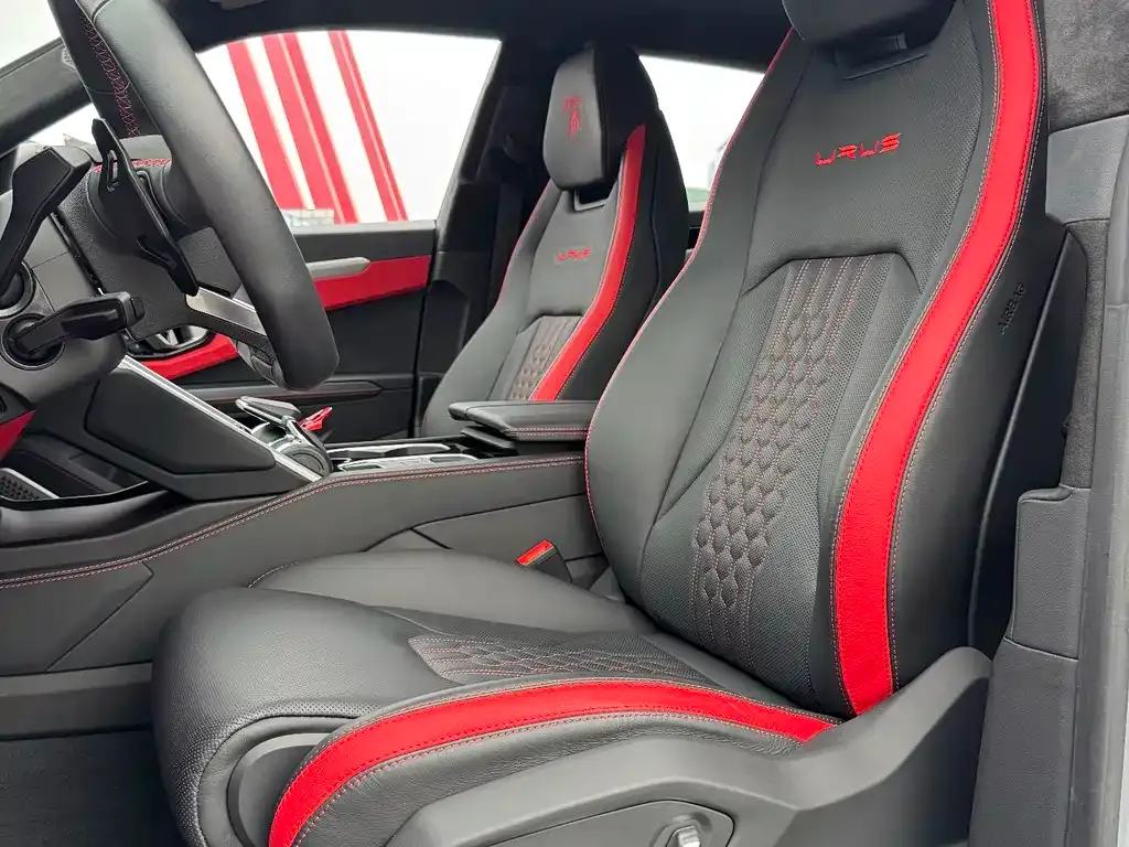 Lamborghini Urus — фото 8