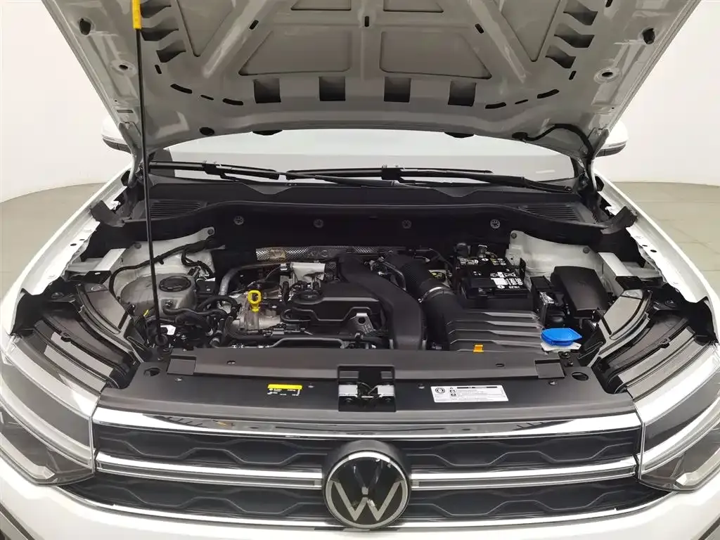 Volkswagen Tharu — фото 5