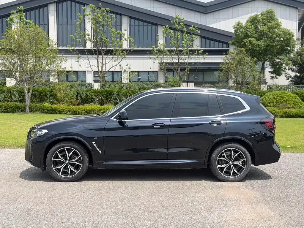 BMW X3 — фото 10