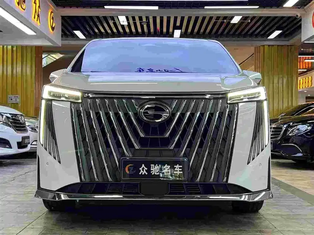 GAC Motor Trumpchi M8 — фото 3