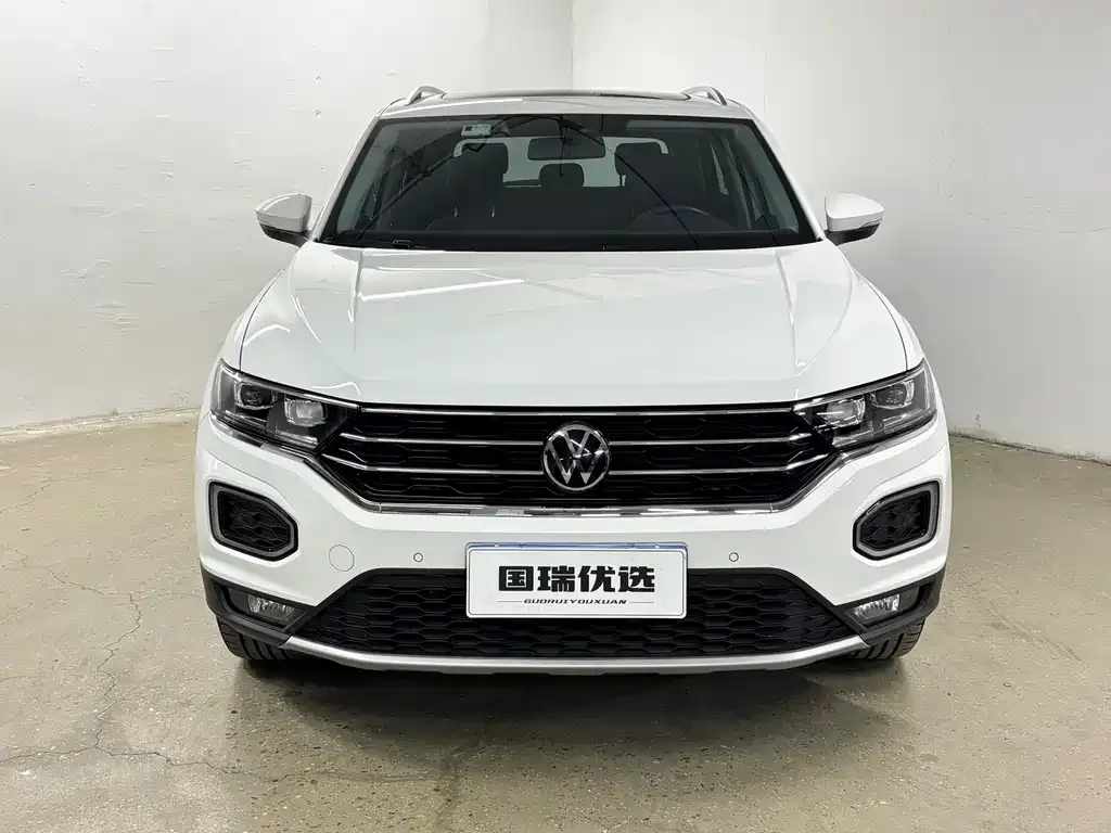 Volkswagen T-Roc — фото 7
