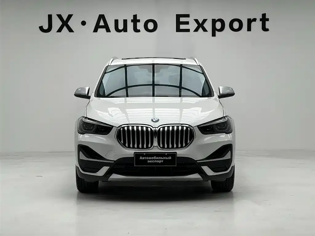 BMW X1 — фото 7