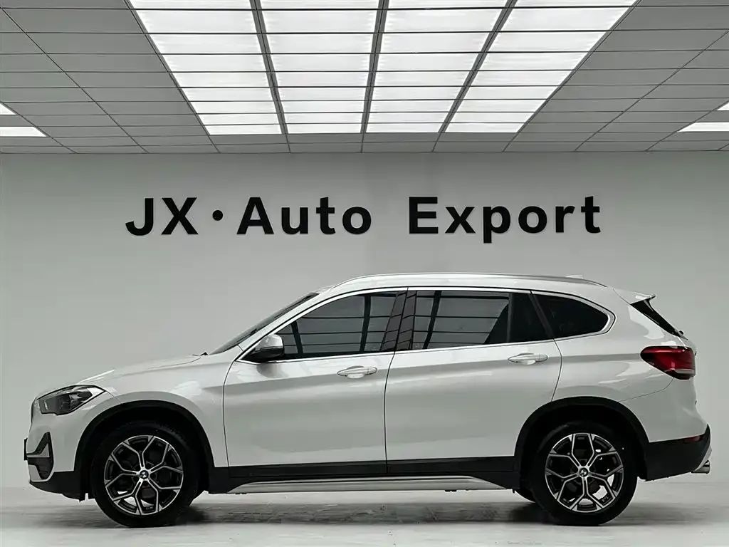 BMW X1 — фото 4