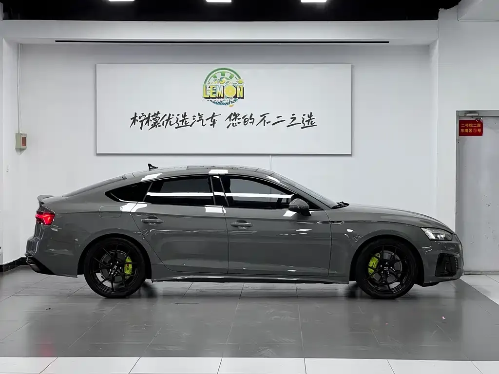 Audi A5 (Import) — фото 7