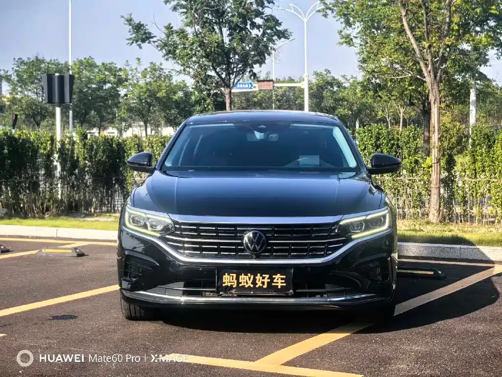 Volkswagen Passat — фото 10