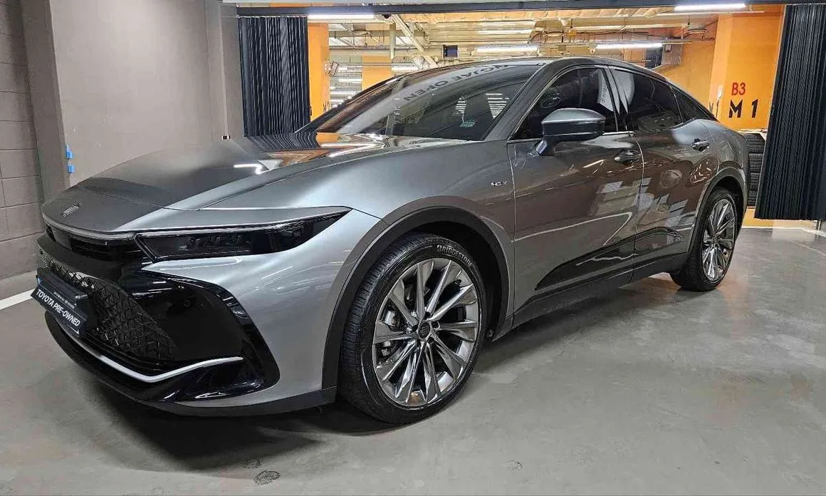 Toyota Crown