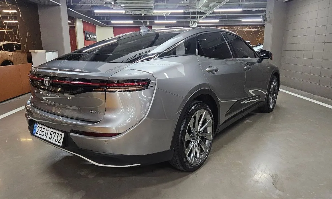Toyota Crown 2024 из KR, фото 10