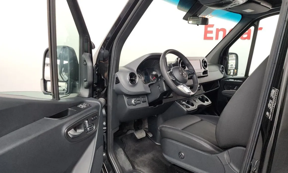 Mercedes-Benz Sprinter 2025 из KR, фото 3