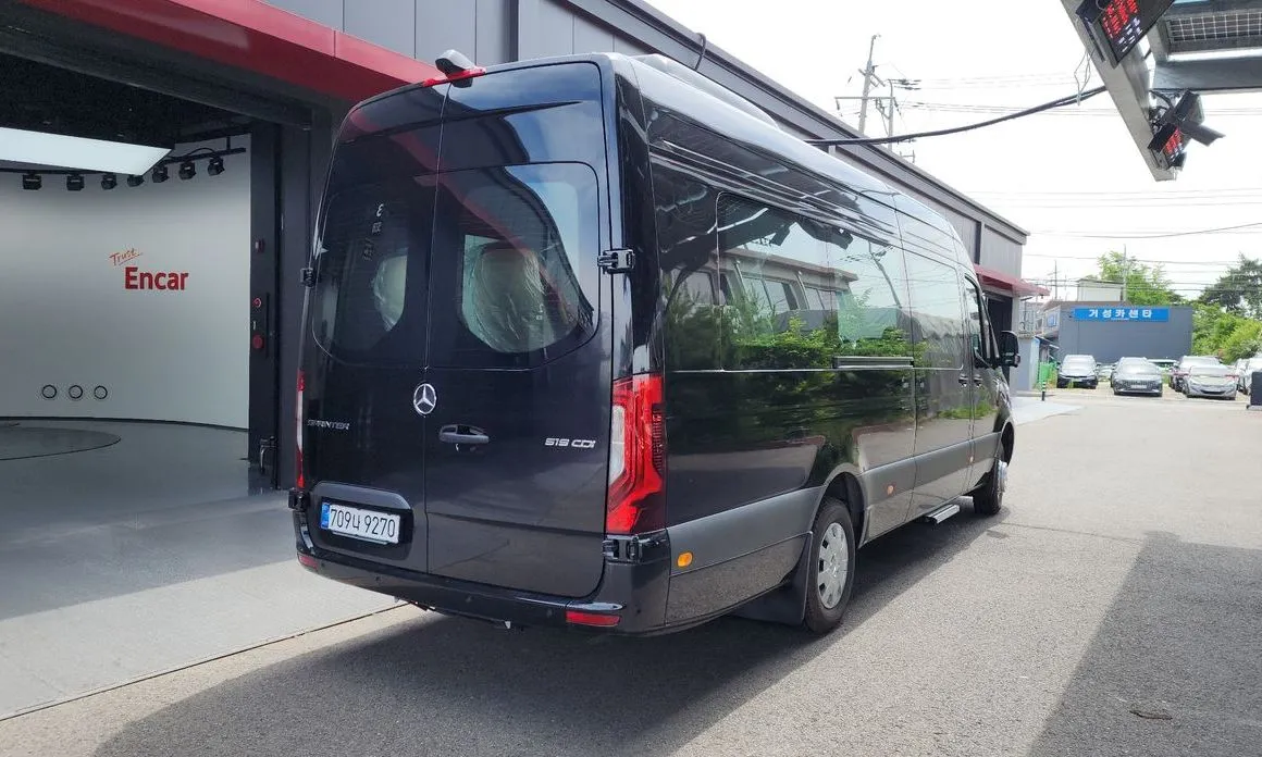 Mercedes-Benz Sprinter 2025 из KR, фото 9