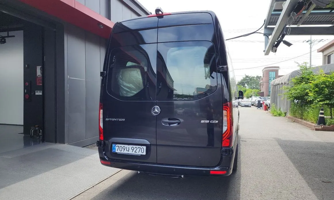 Mercedes-Benz Sprinter 2025 из KR, фото 6