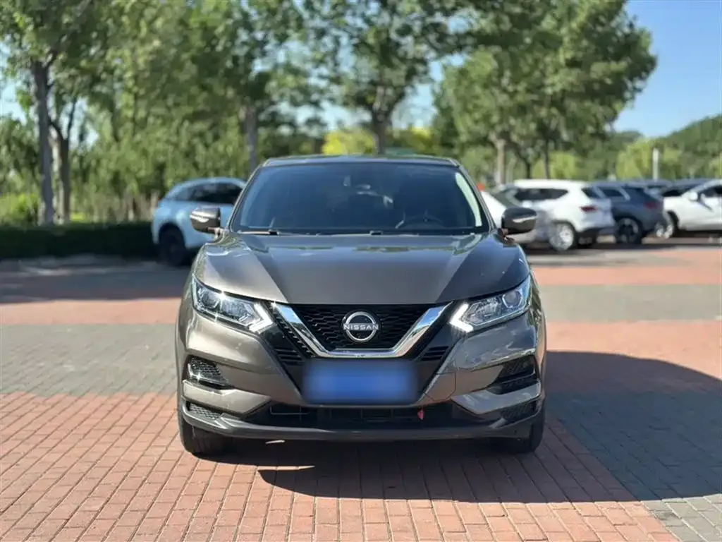 Nissan Qashqai — фото 8