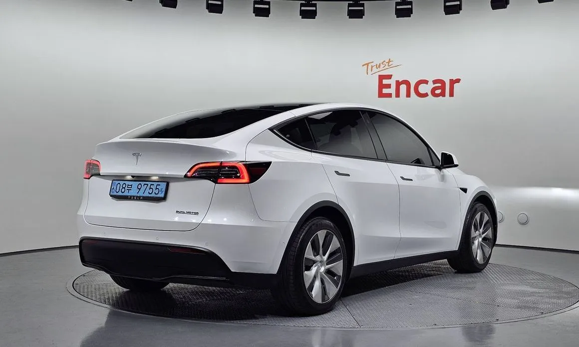 Tesla Model Y 2021 из KR, фото 7