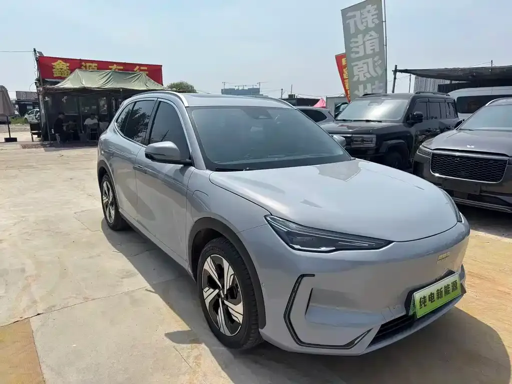 Geely Galaxy E5