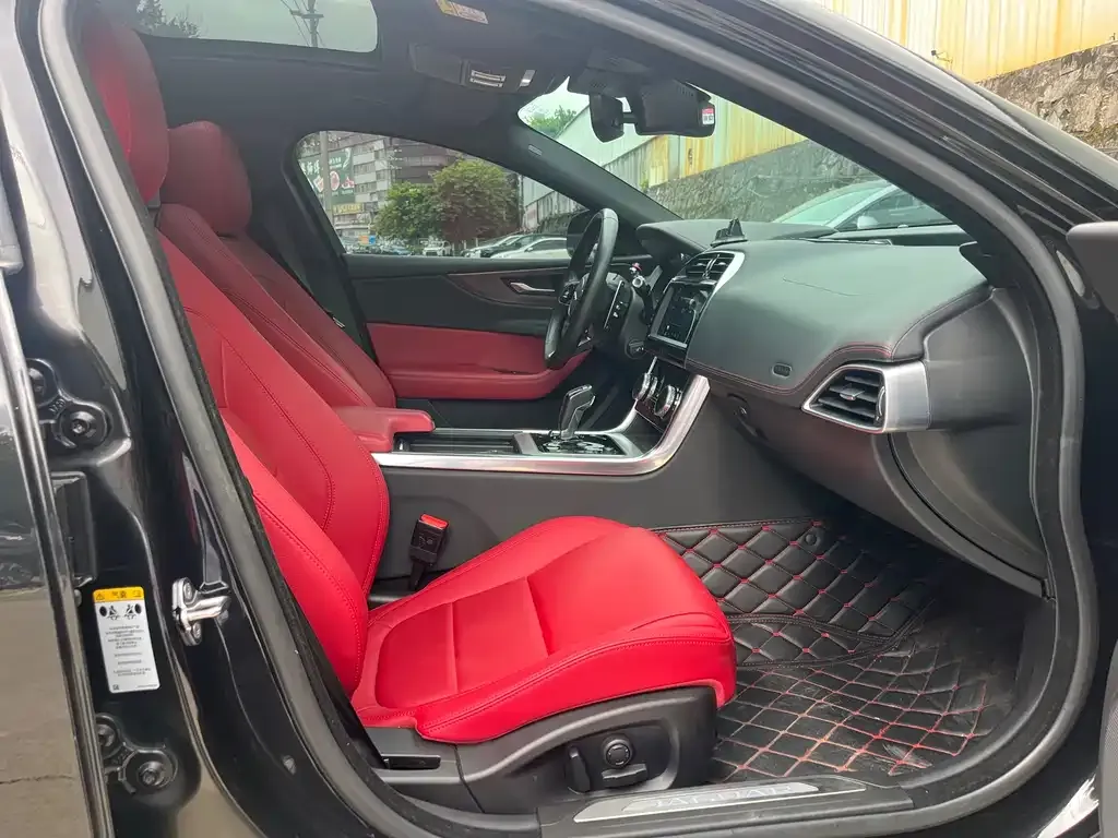 Jaguar XEL 2021 из CN, фото 2