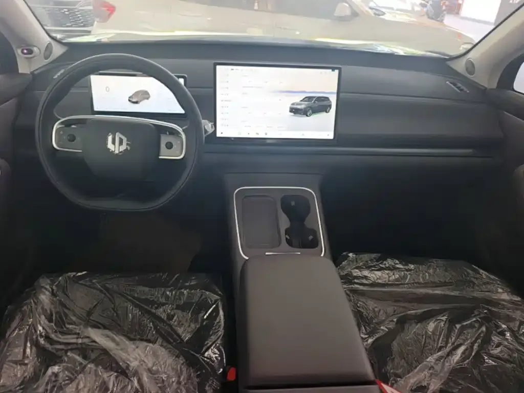 Leapmotor C10 — фото 9
