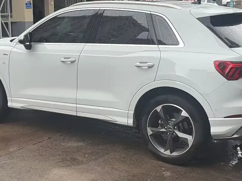 Audi Q3 — фото 6
