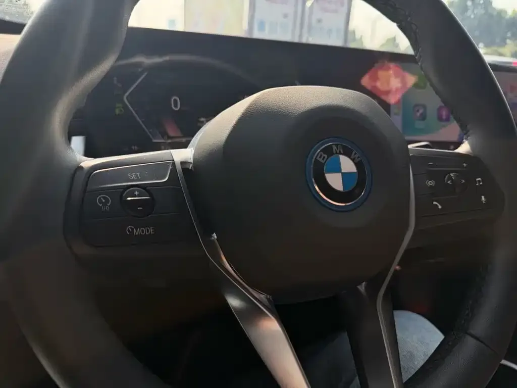 BMW iX1 2024 из CN, фото 10