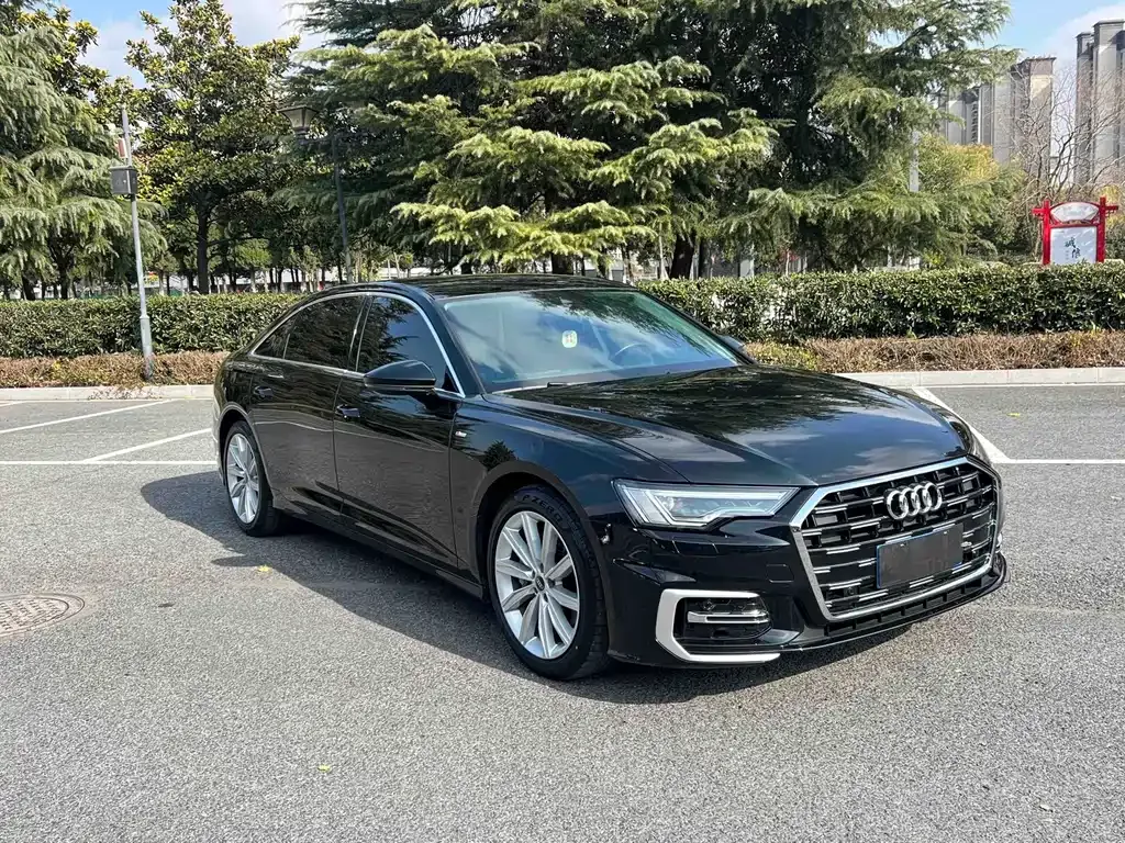 Audi A6L — фото 8