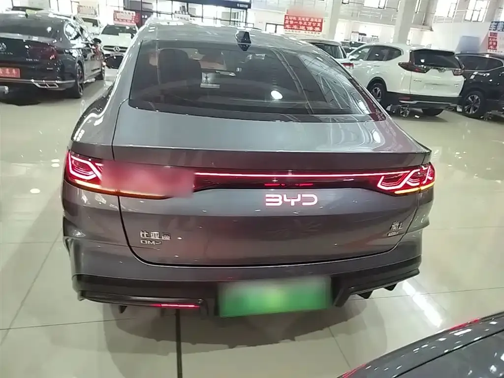 BYD Qin L — фото 2