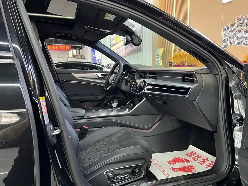 Audi A6L 2022 из CN, фото 8
