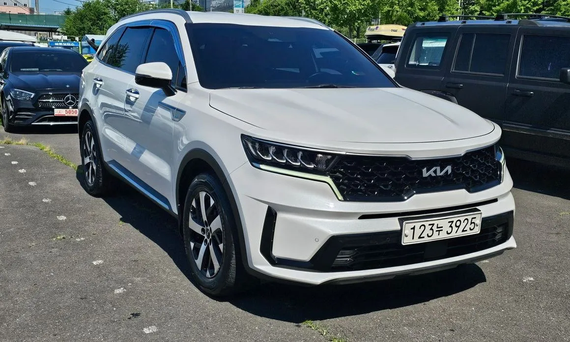 Kia Sorento — фото 7