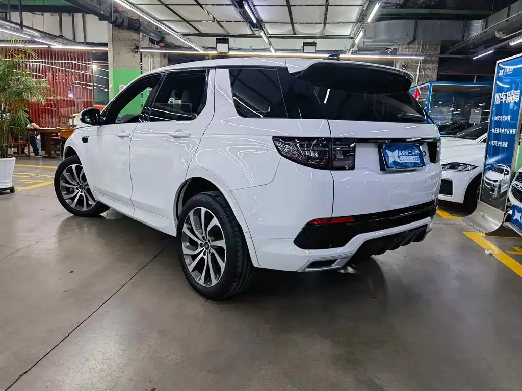 Land Rover Discovery Sport — фото 8