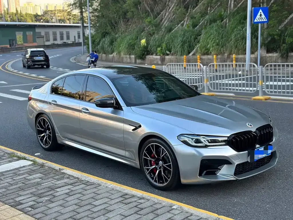 BMW M5 2023 из CN, фото 4