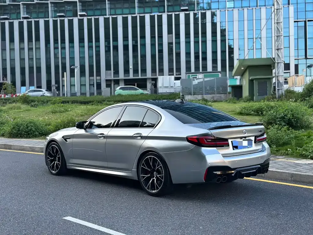 BMW M5 2023 из CN, фото 8
